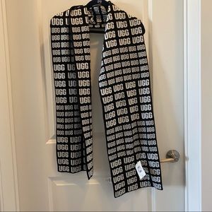 UGG Repeating Logo Scarf